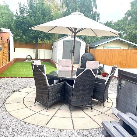 Stunning 1 Bedroom And Double Sofa Bed Near Train Station Southampton Buitenkant foto